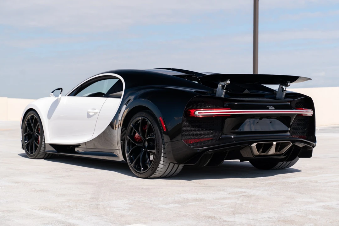 2019 Bugatti Chiron - Image 6 of 31