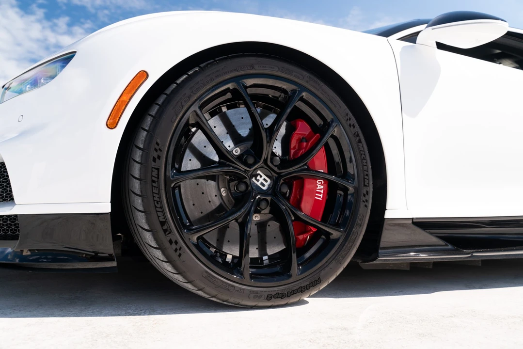 2019 Bugatti Chiron - Image 31 of 31