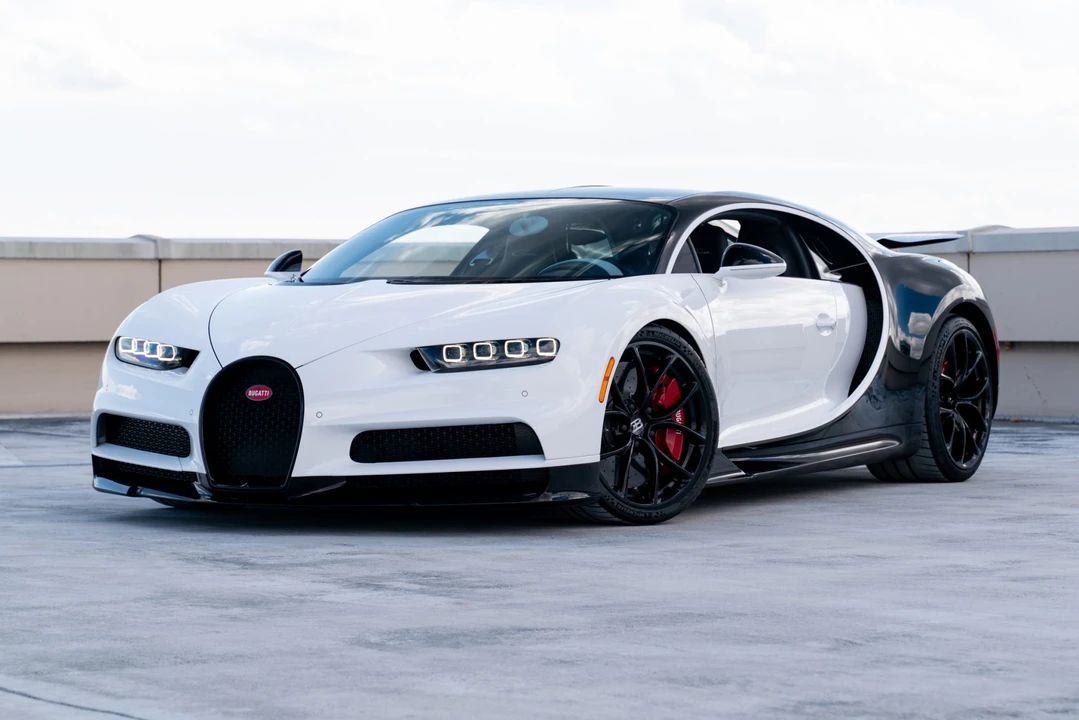 2019 Bugatti Chiron - Image 2 of 31