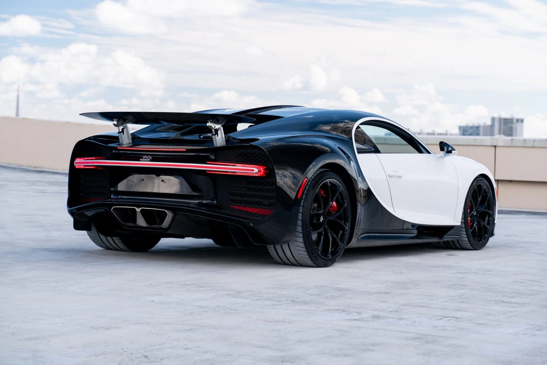 2019 Bugatti Chiron - Image 9 of 31