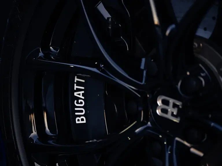 2019 Bugatti Chiron - Image 28 of 31