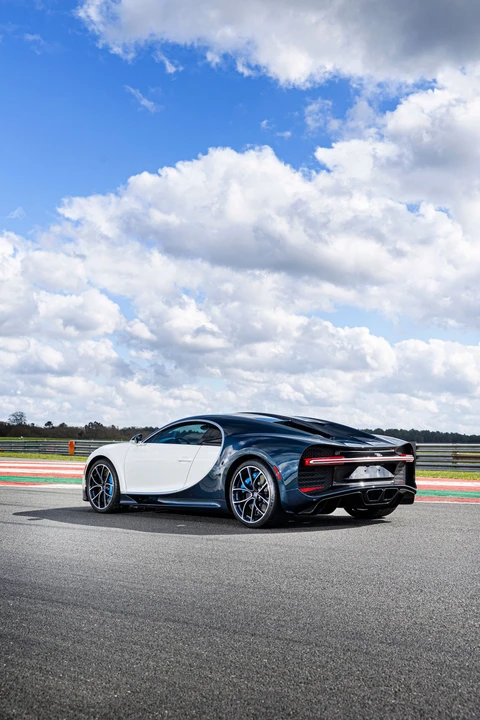 2019 Bugatti Chiron - Image 14 of 31