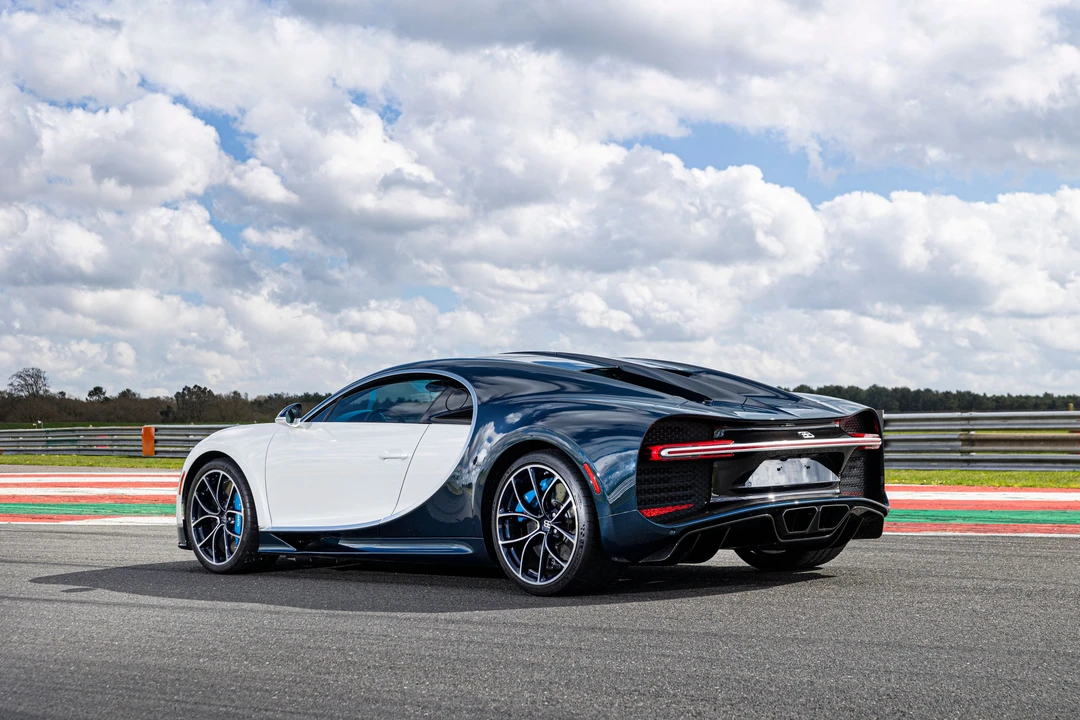 2019 Bugatti Chiron - Image 13 of 31
