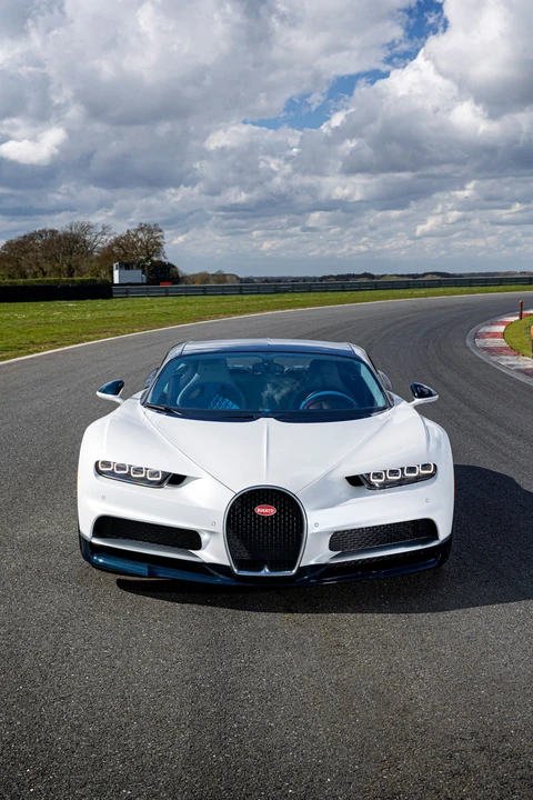 2019 Bugatti Chiron - Image 11 of 31