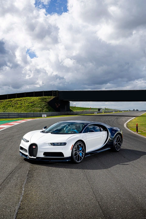 2019 Bugatti Chiron - Image 12 of 31