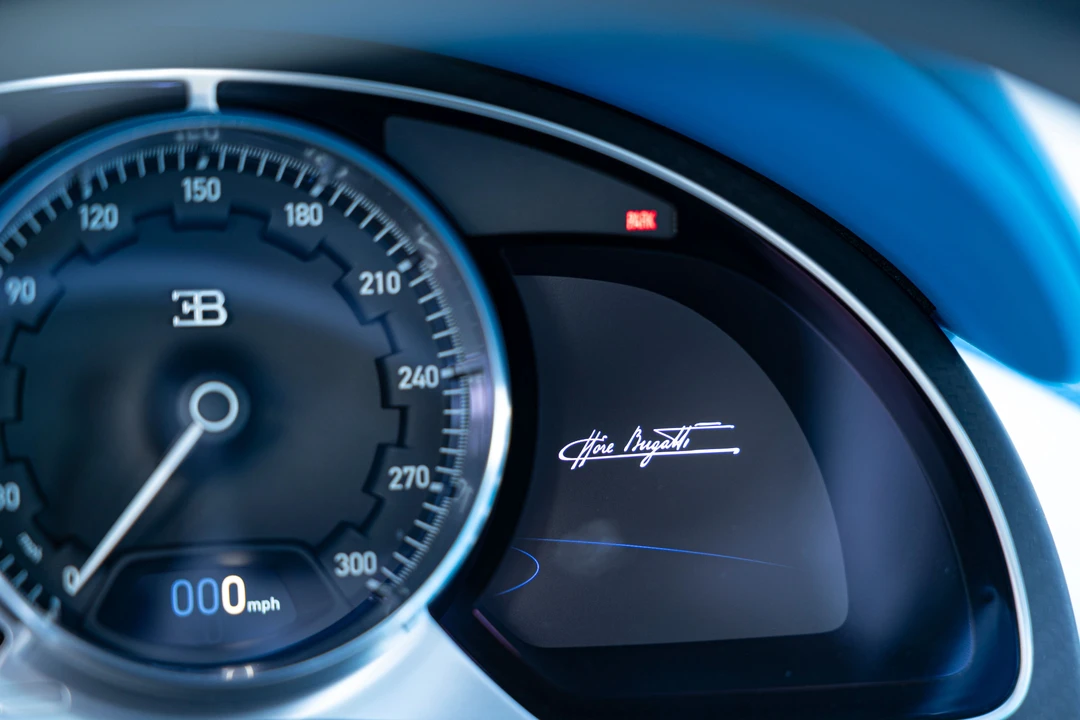 2019 Bugatti Chiron - Image 25 of 31