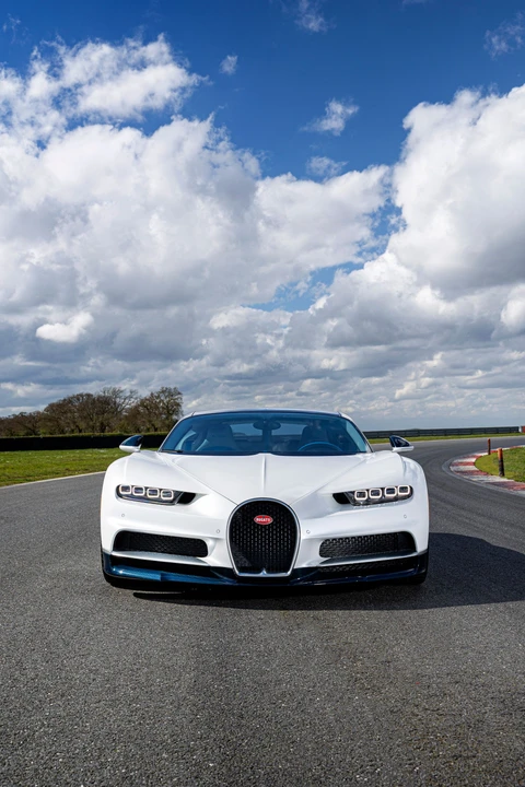 2019 Bugatti Chiron - Image 10 of 31