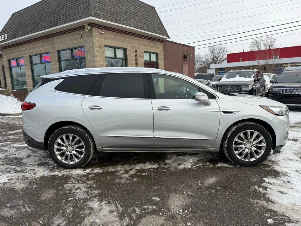 2019 Buick Enclave - Image 4 of 12