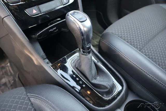 2019 Buick Encore - Image 6 of 10