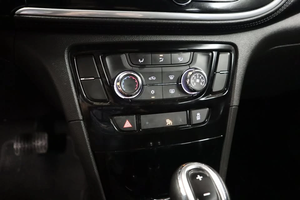 2019 Buick Encore - Image 4 of 20