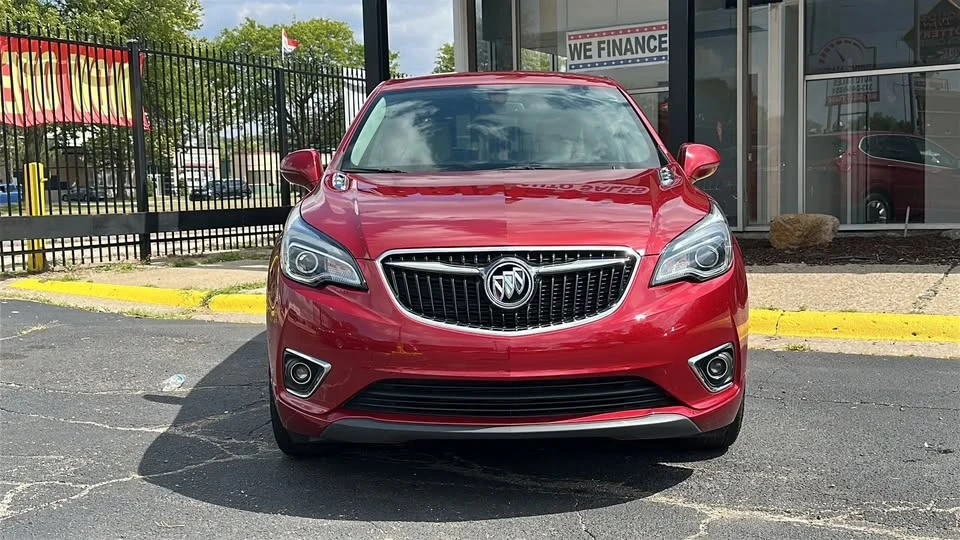 2019 Buick Envision - Image 2 of 9