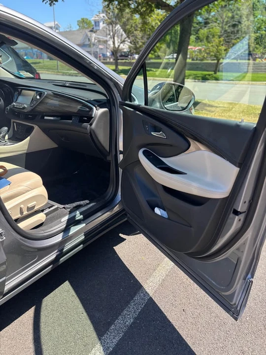 2019 Buick Envision - Image 12 of 18