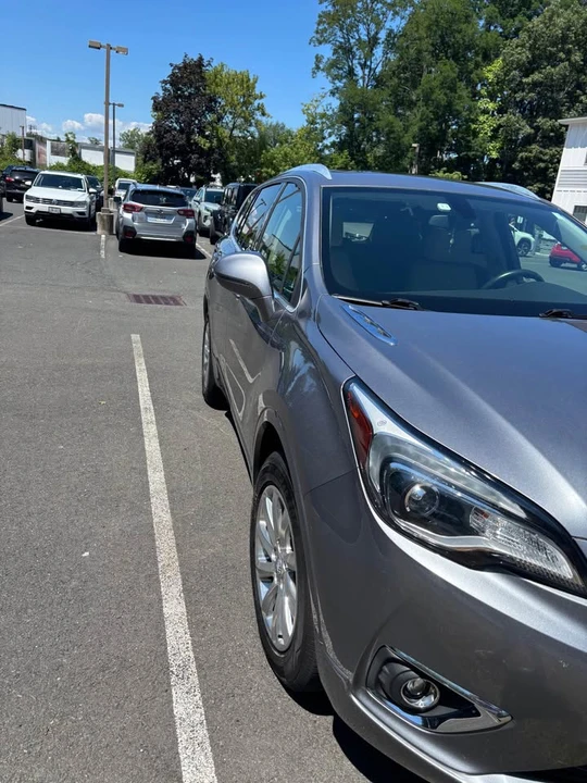 2019 Buick Envision - Image 4 of 18