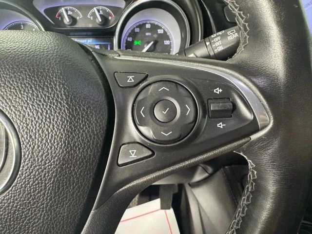 2019 Buick Envision - Image 16 of 21