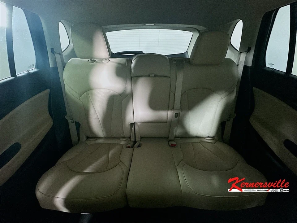 2019 Buick Envision - Image 13 of 21
