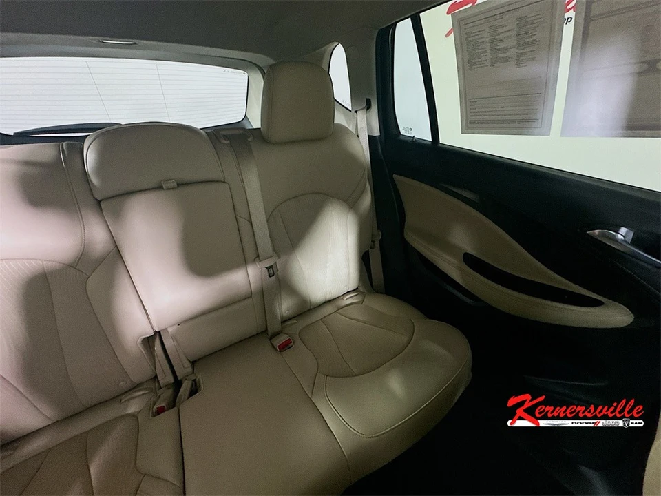 2019 Buick Envision - Image 14 of 21