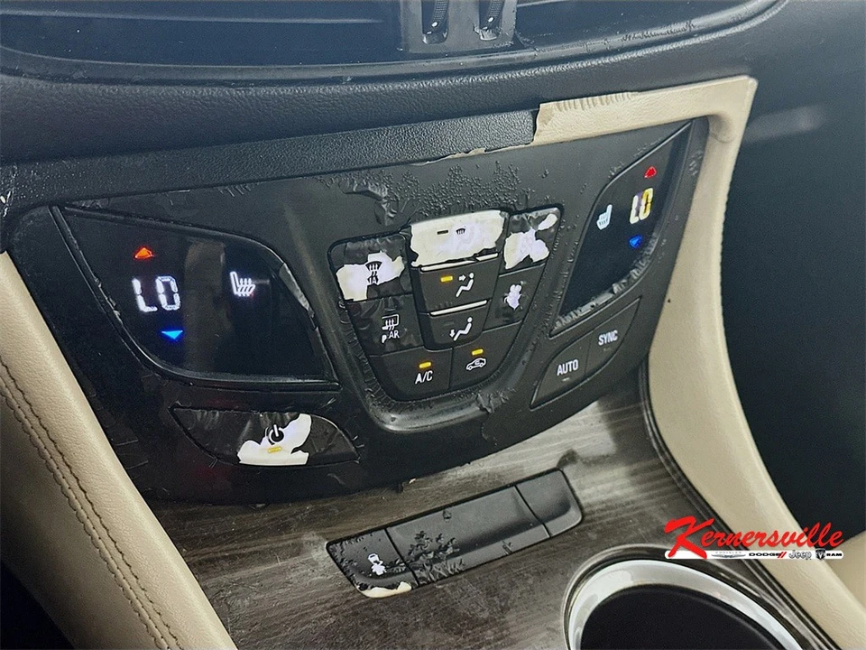 2019 Buick Envision - Image 17 of 21