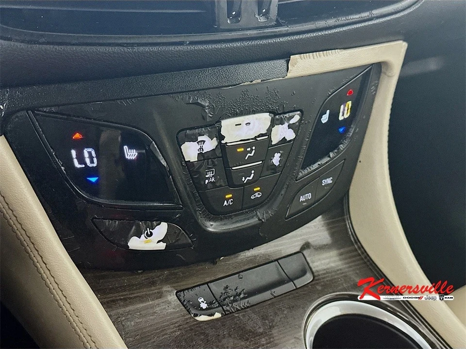 2019 Buick Envision - Image 17 of 21