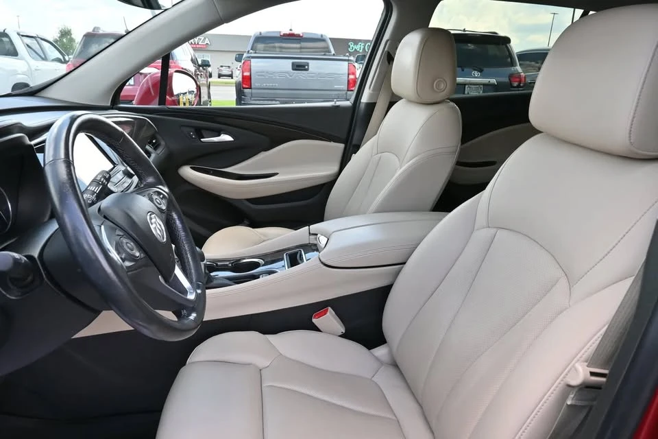 2019 Buick Envision - Image 8 of 10