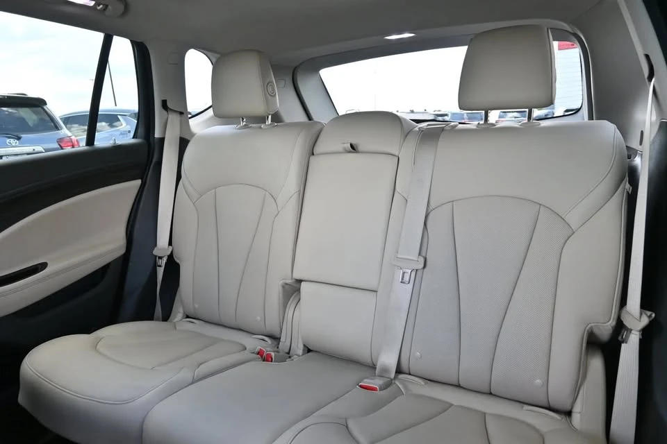 2019 Buick Envision - Image 9 of 10