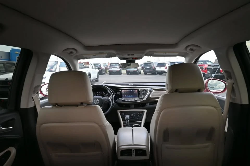 2019 Buick Envision - Image 4 of 10