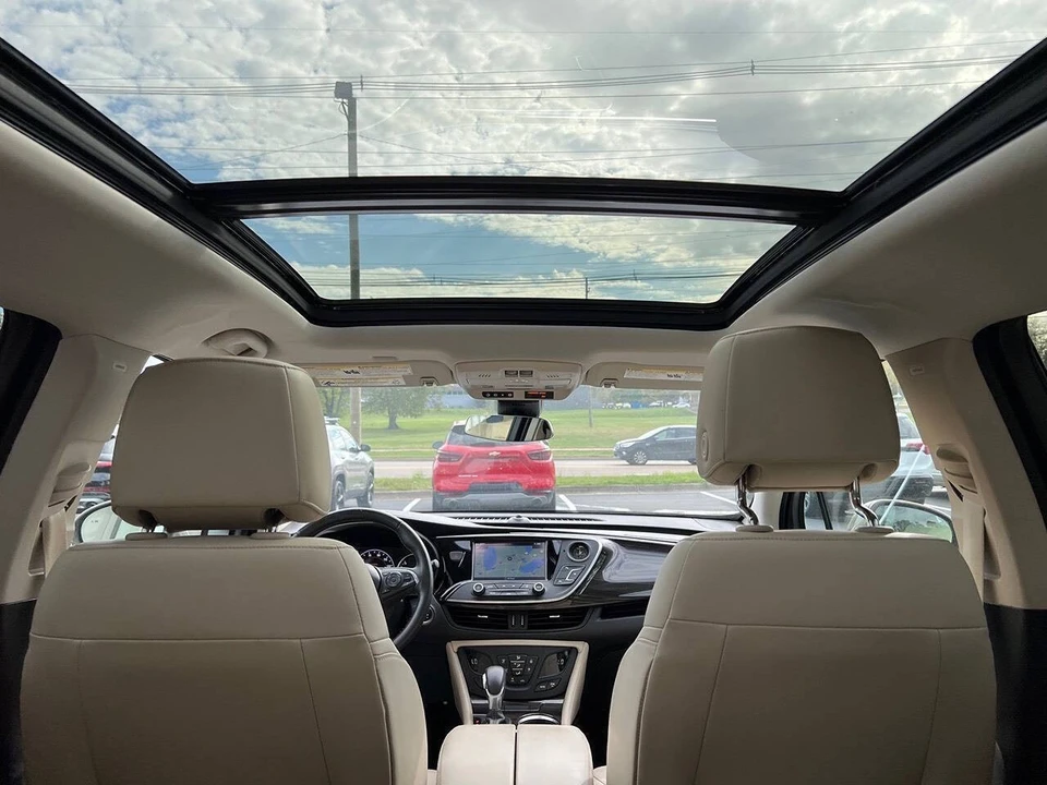 2019 Buick Envision - Image 4 of 21