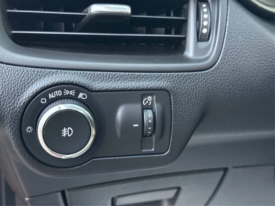 2019 Buick Envision - Image 20 of 21