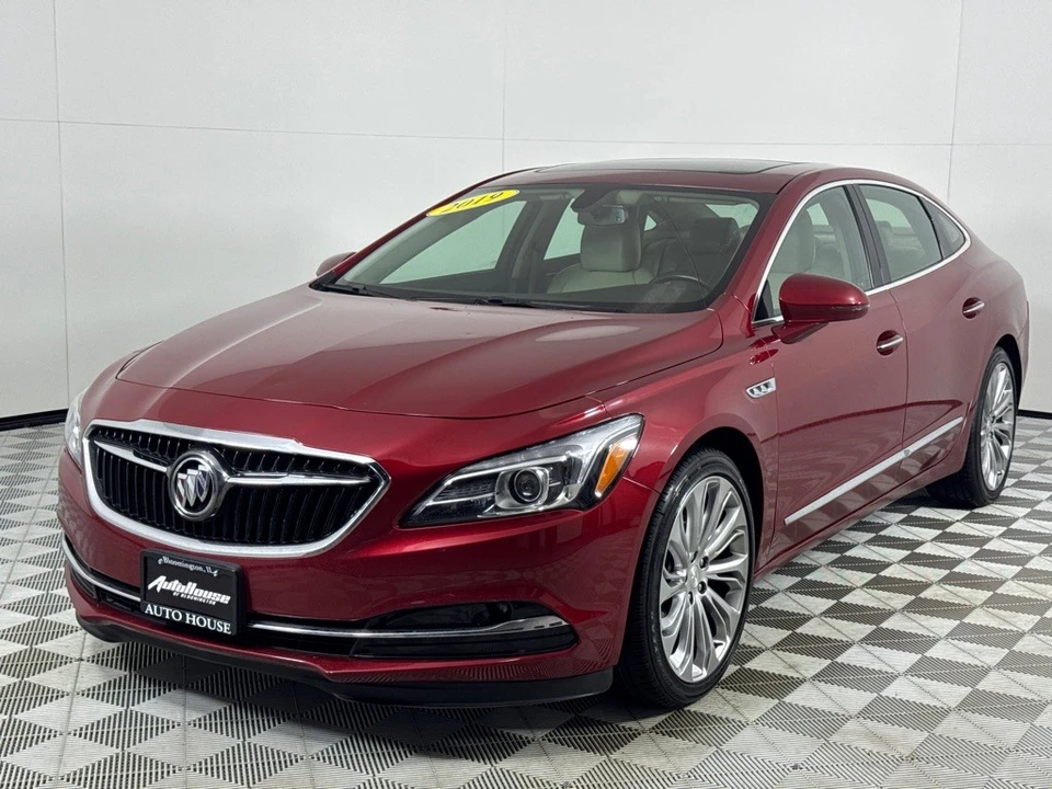 2019 Buick LaCrosse - Image 11 of 12