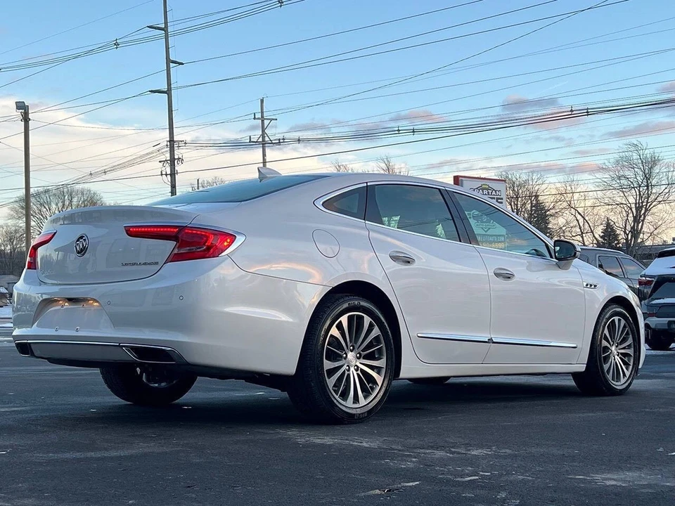 2019 Buick LaCrosse - Image 18 of 21