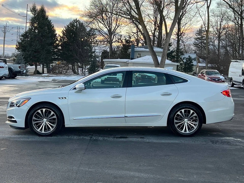 2019 Buick LaCrosse - Image 15 of 21