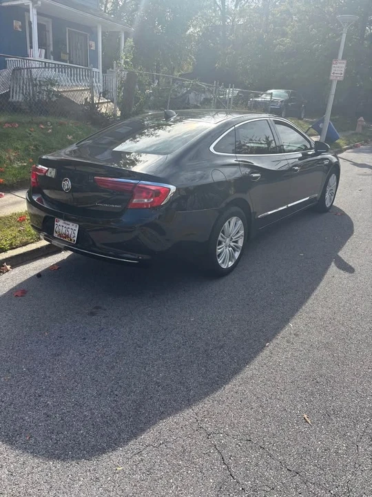 2019 Buick LaCrosse - Image 2 of 8
