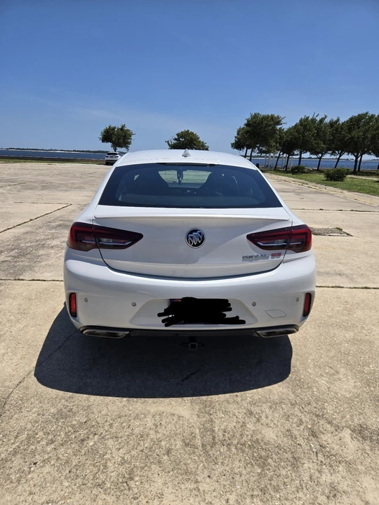 2019 Buick Regal - Image 2 of 27