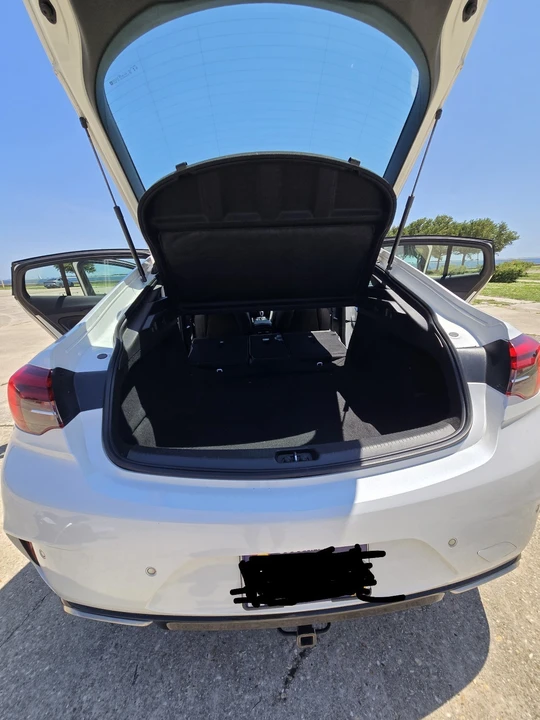 2019 Buick Regal - Image 7 of 27