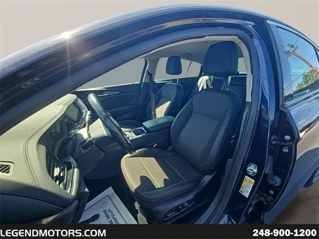 2019 Buick Regal - Image 12 of 21