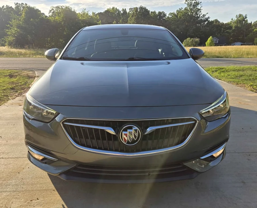2019 Buick Regal - Image 2 of 7