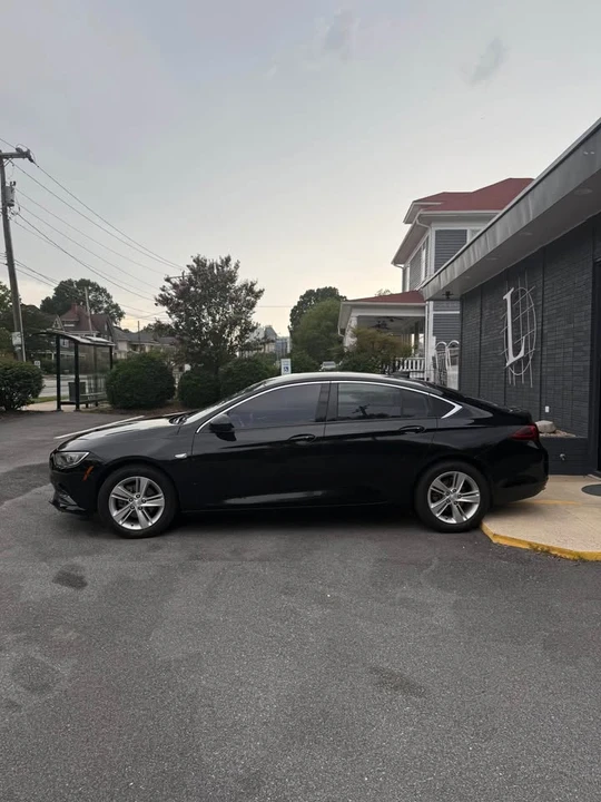2019 Buick Regal - Image 8 of 18