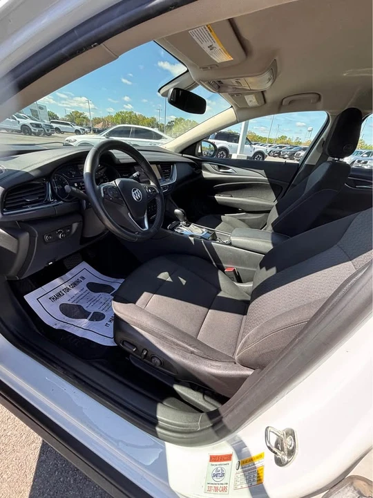 2019 Buick Regal - Image 9 of 11