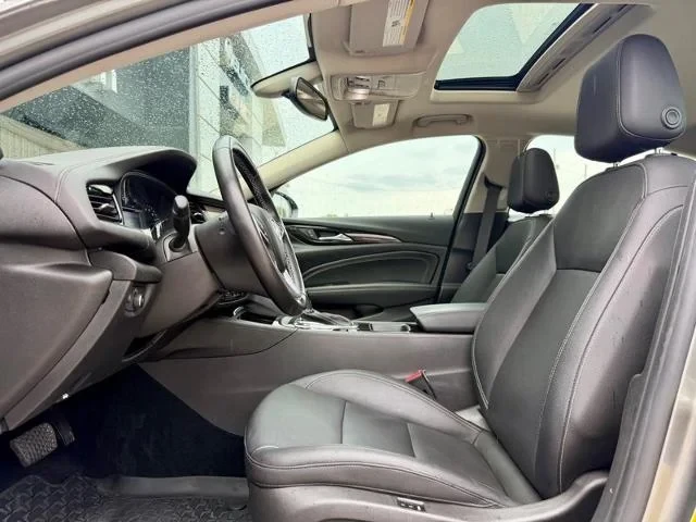 2019 Buick Regal - Image 5 of 5