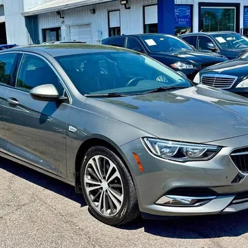 2019 Buick Regal Sportback Essence
