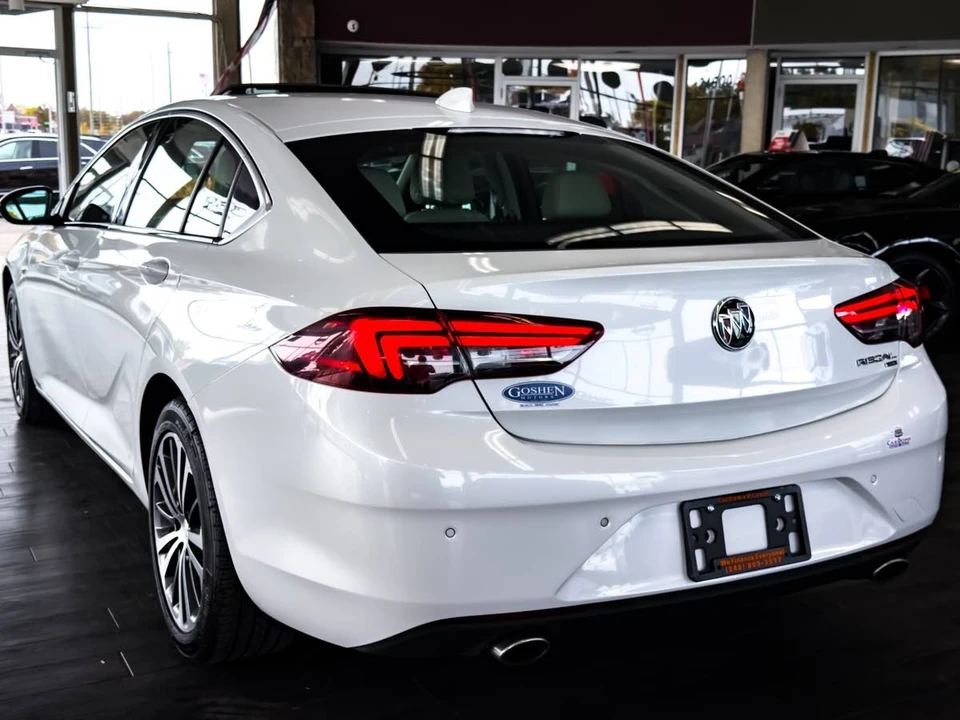 2019 Buick Regal - Image 11 of 12