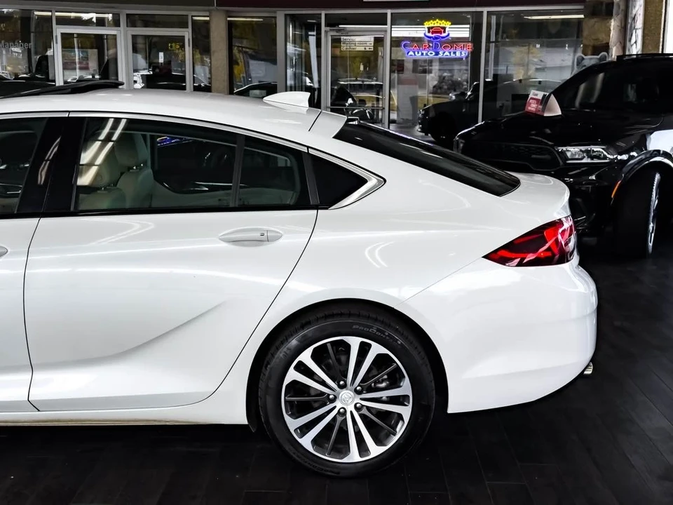 2019 Buick Regal - Image 10 of 12