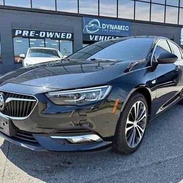 2019 Buick Regal Sportback Essence
