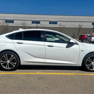 2019 Buick Regal Essence Sportback
