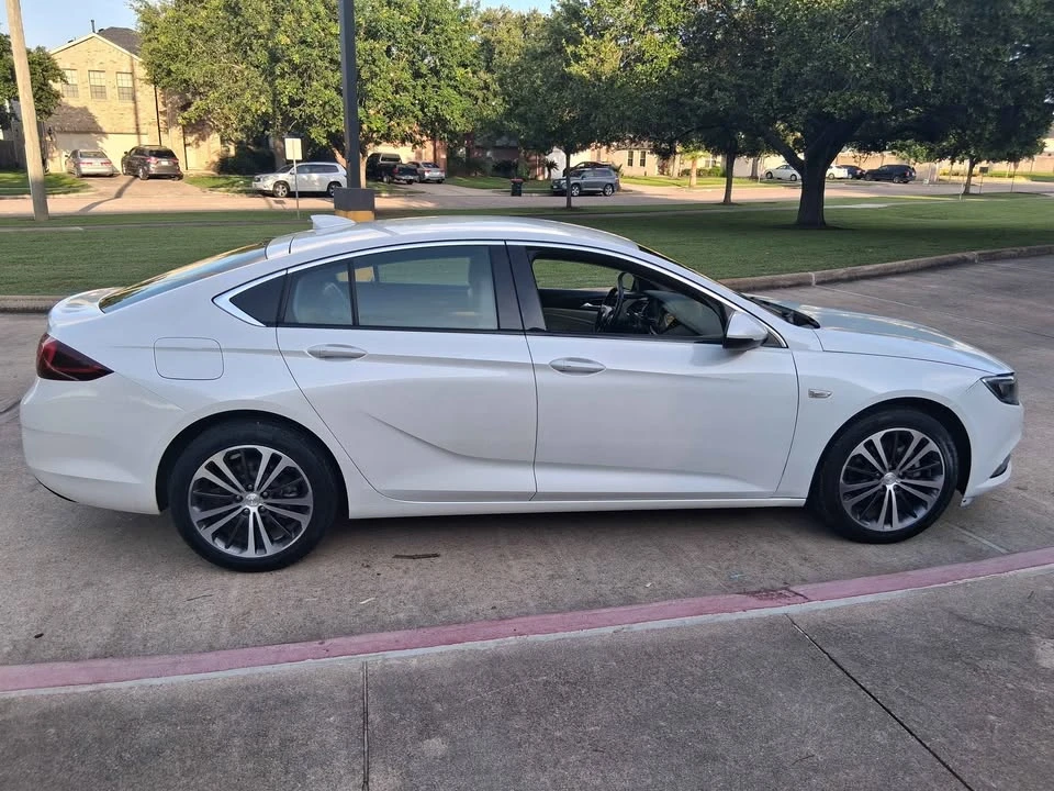 2019 Buick Regal - Image 4 of 20