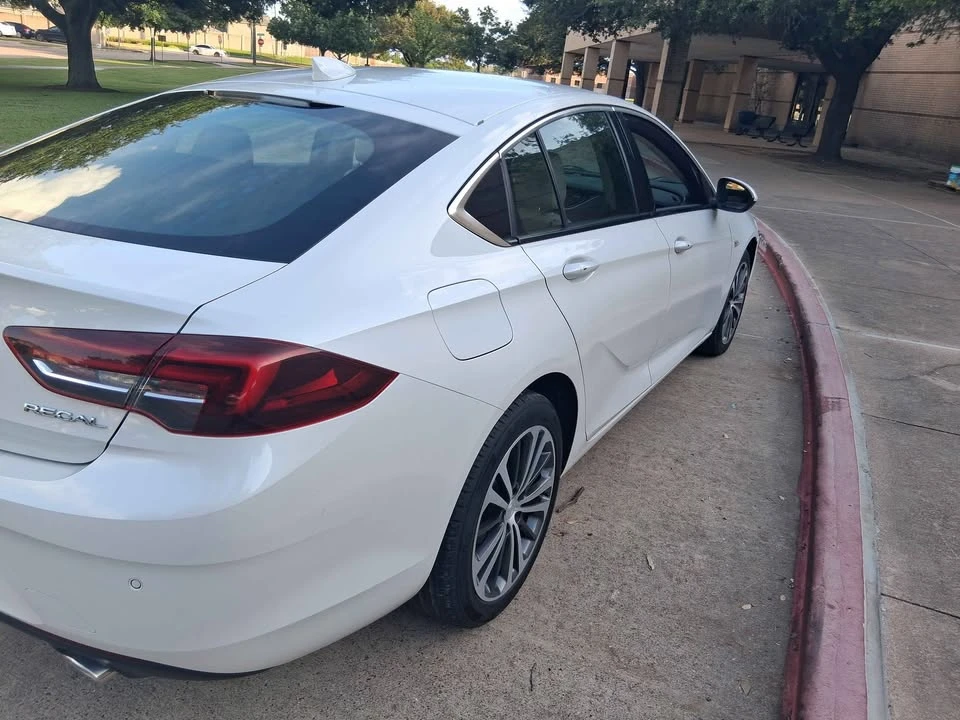 2019 Buick Regal - Image 14 of 20