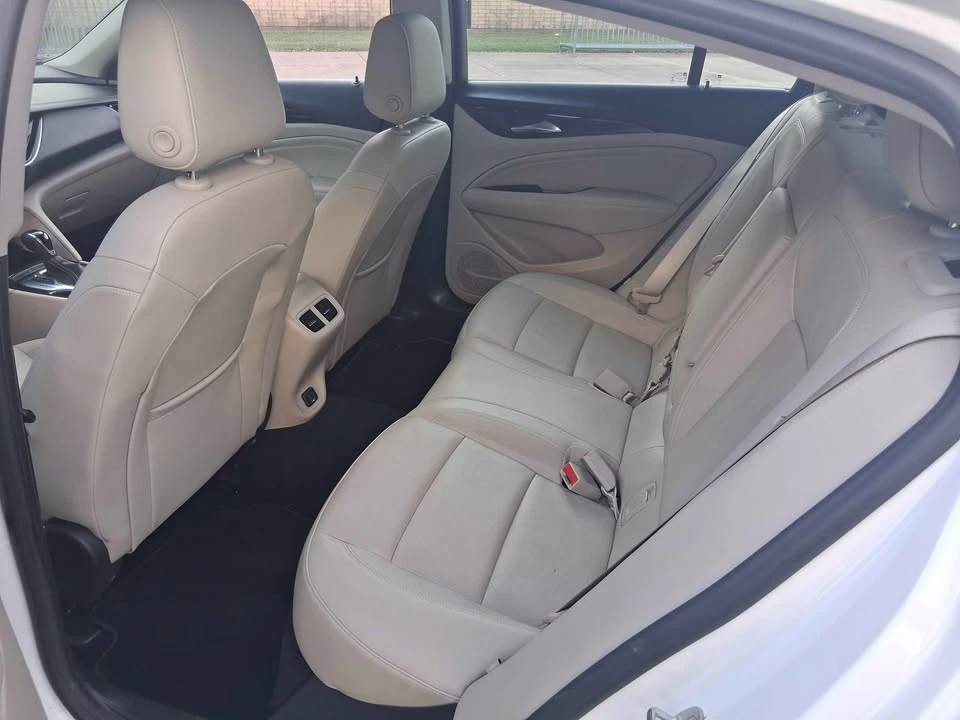 2019 Buick Regal - Image 8 of 20