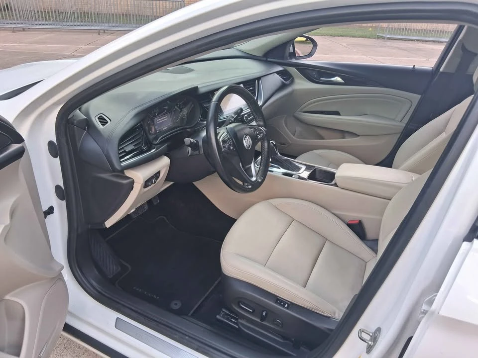2019 Buick Regal - Image 10 of 20