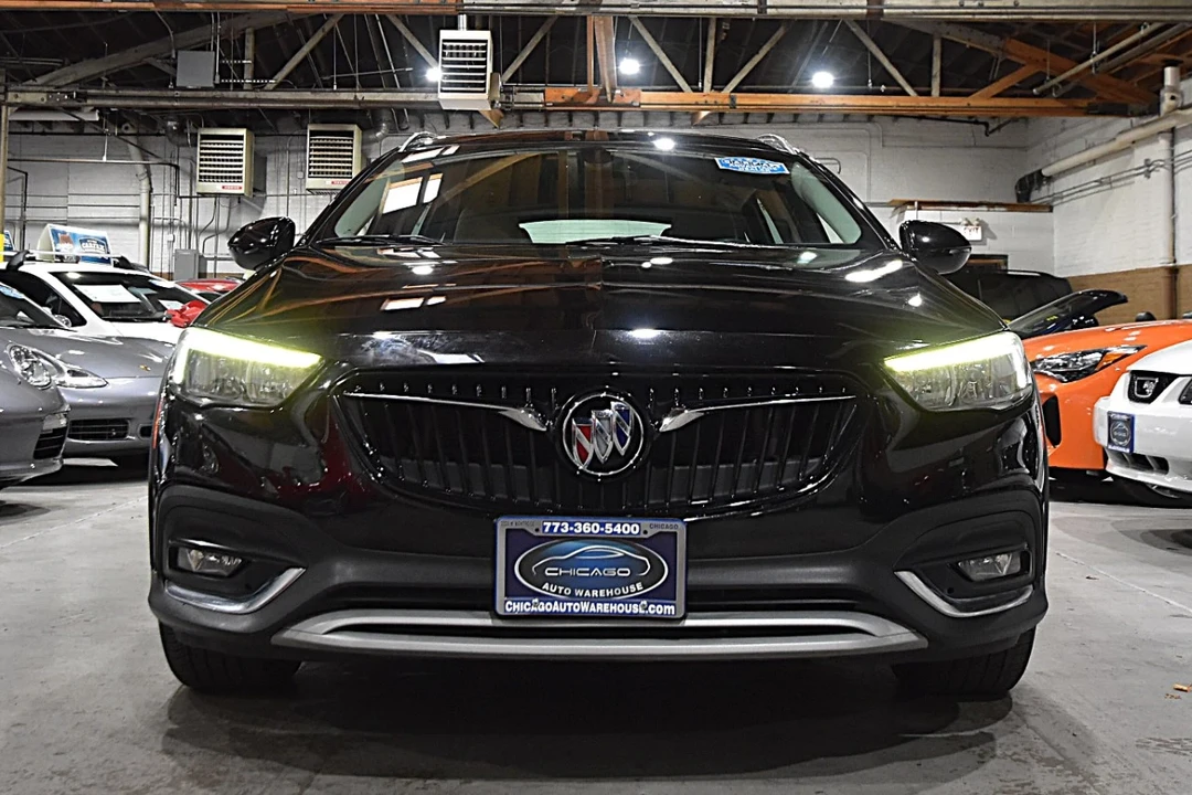 2019 Buick Regal - Image 2 of 12