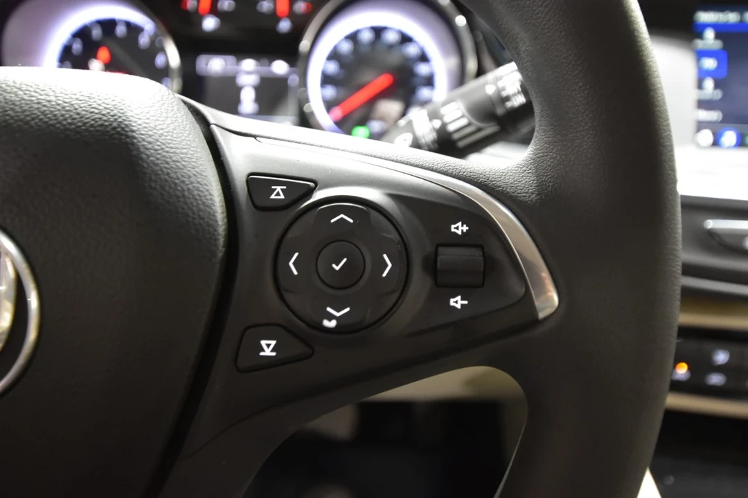 2019 Buick Regal - Image 16 of 21