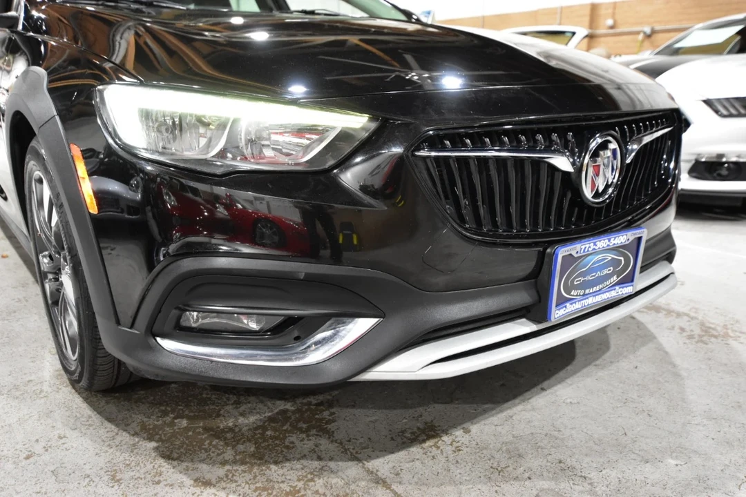 2019 Buick Regal - Image 4 of 12